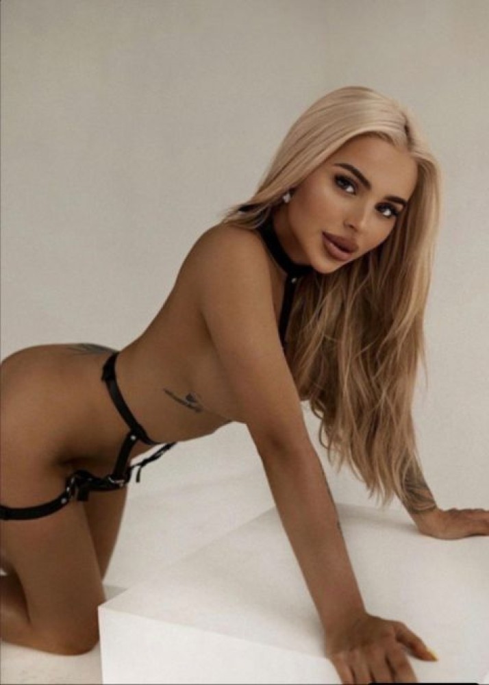 Индивидуалка Ксюша главное фото в городе Елабуга 